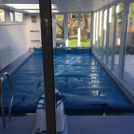 River House With Heated Pool June To Sep & Garden Τουίκενχαμ Εξωτερικό φωτογραφία