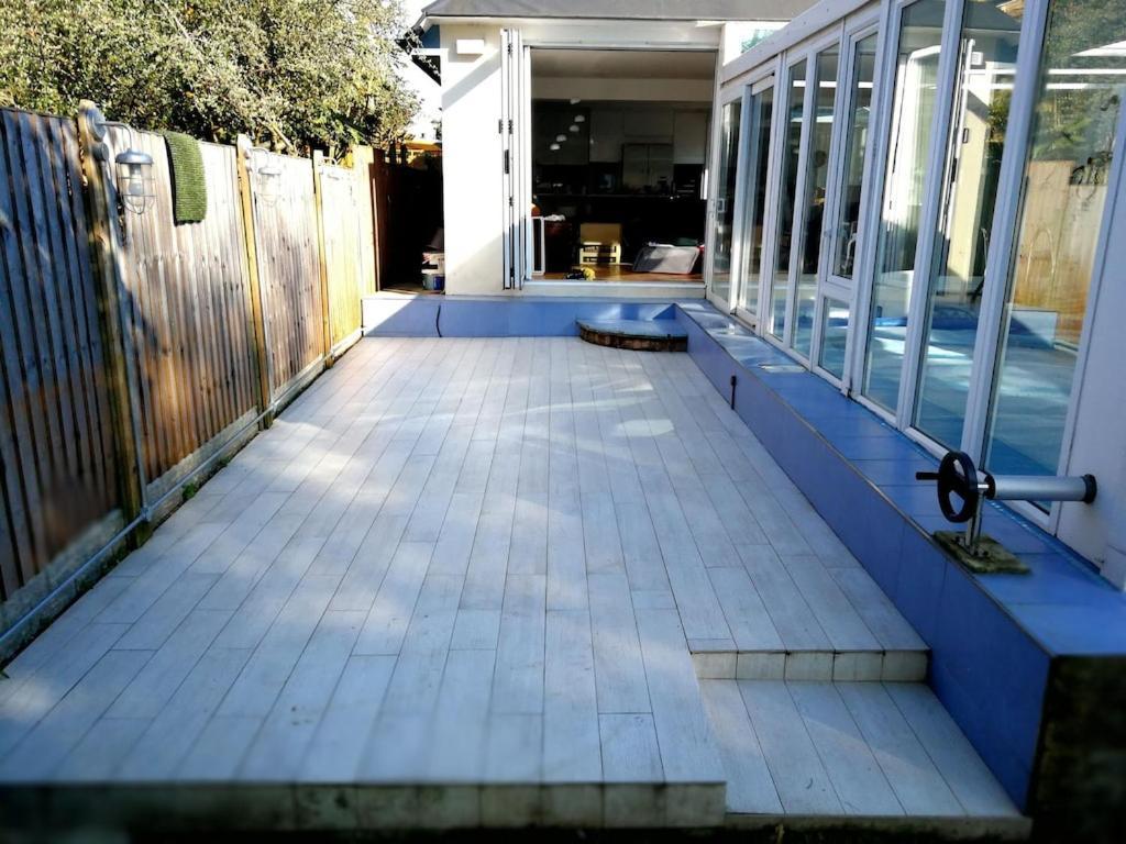 River House With Heated Pool June To Sep & Garden Τουίκενχαμ Εξωτερικό φωτογραφία